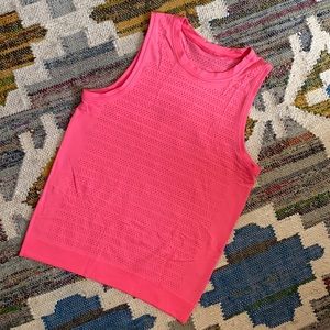 Lululemon tank size 4